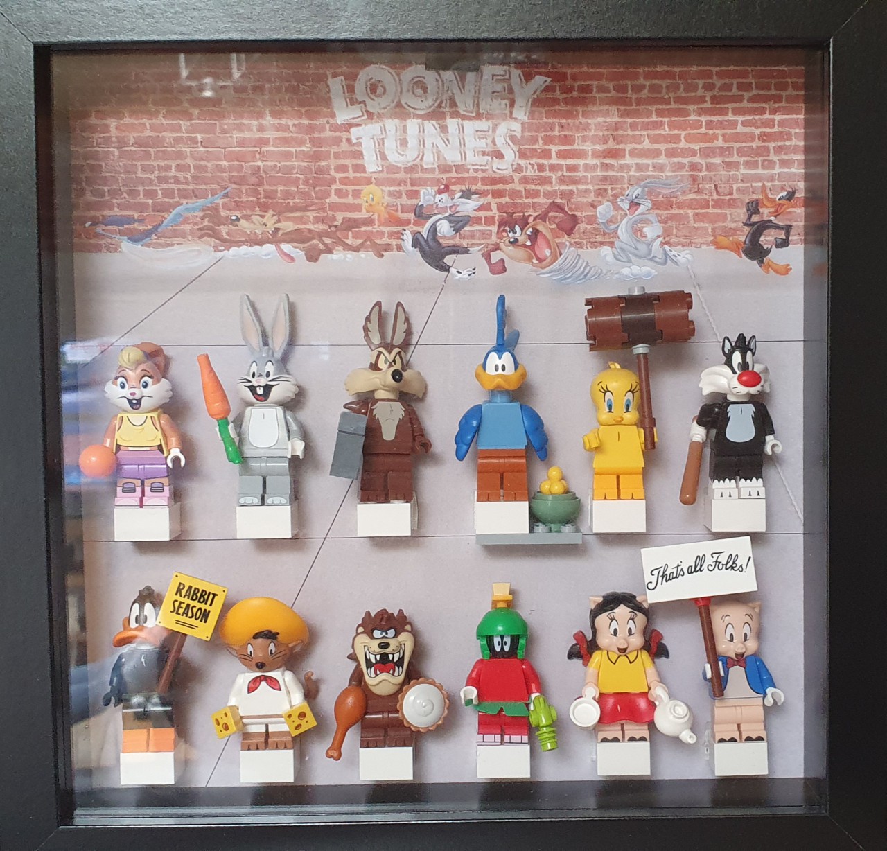 looney.jpg (1.02 Mio) Vu 4062 fois looney.jpg