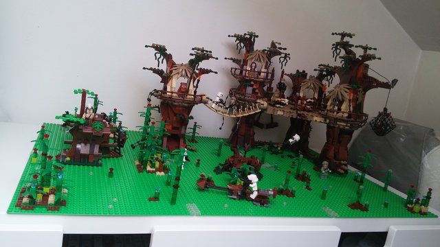 Village Ewok1.jpg
